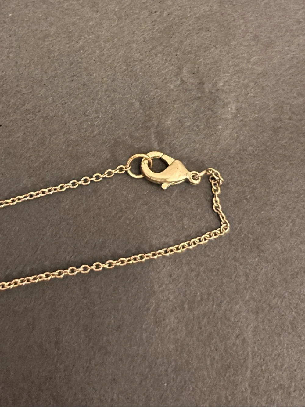 Gold-Chain Green Stone Pendant Necklace with Bird and Leaf Charms